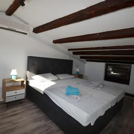 Apartmán Adriana Sea View *